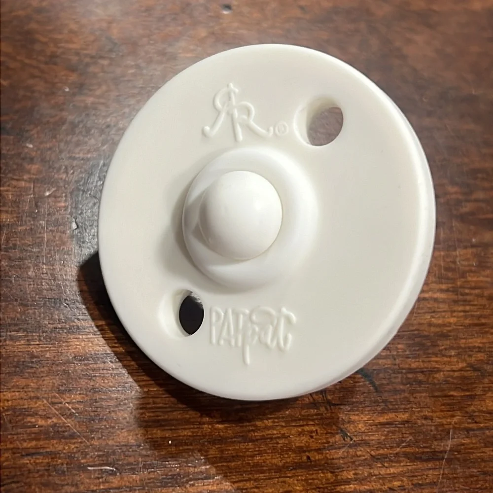 Ryan & Rose Patpat pacifier
